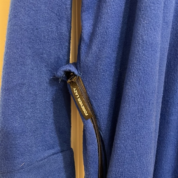 Forever lazy onesie, blue size large - Picture 5 of 9